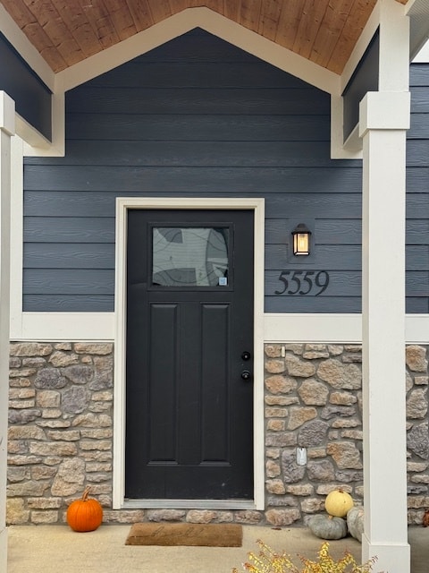 Building Photo - 5559 Stream Ln