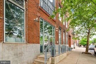 Building Photo - 1100 Shackamaxon St