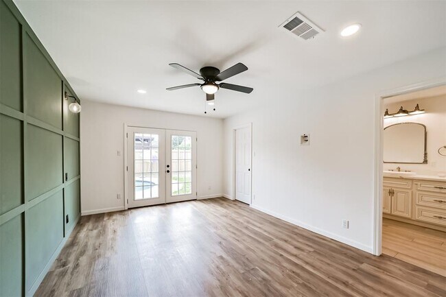 Building Photo - 2742 Triway Ln