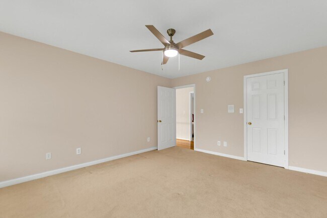 Building Photo - 1400 Slayden Wood Rd