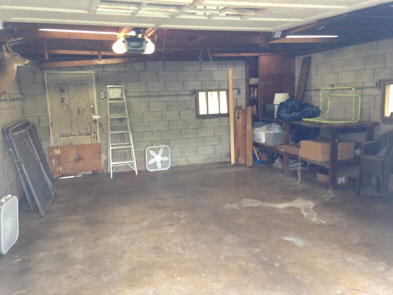 Building Photo - 1407 Sevier Ct