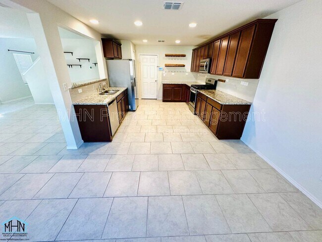 Building Photo - 11935 Sitio Plains