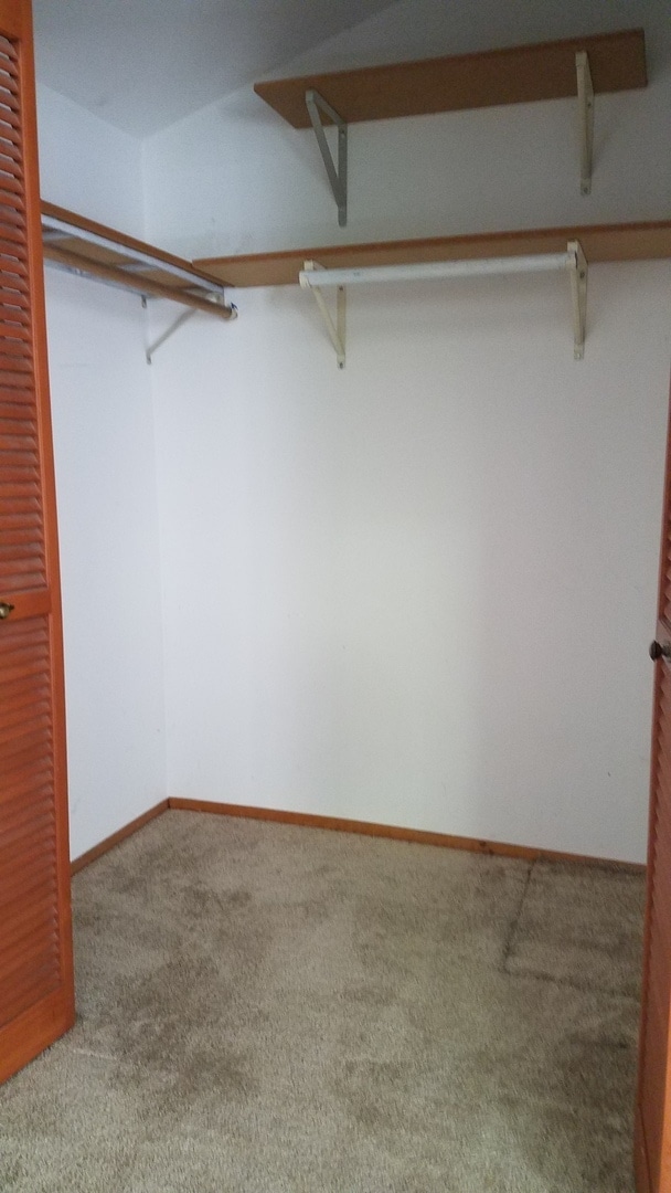 Building Photo - Terrific 4 BR, 2 BA Aloha home