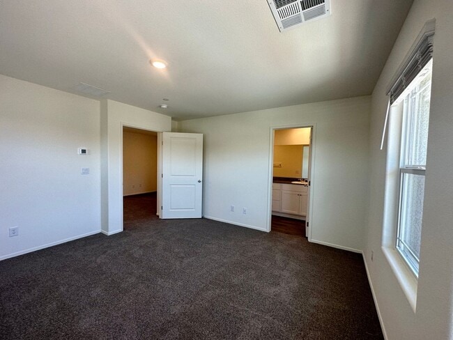 Building Photo - Cadence Modern 2-Story Townhome with Smart Features & Community Amenities