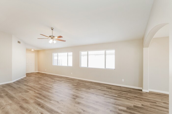 Building Photo - 25698 W St Kateri Dr