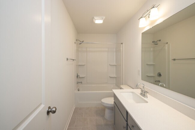 Building Photo - BRAND NEW 3BD/2.5 Home in Stonebridge- MOVE IN READY!