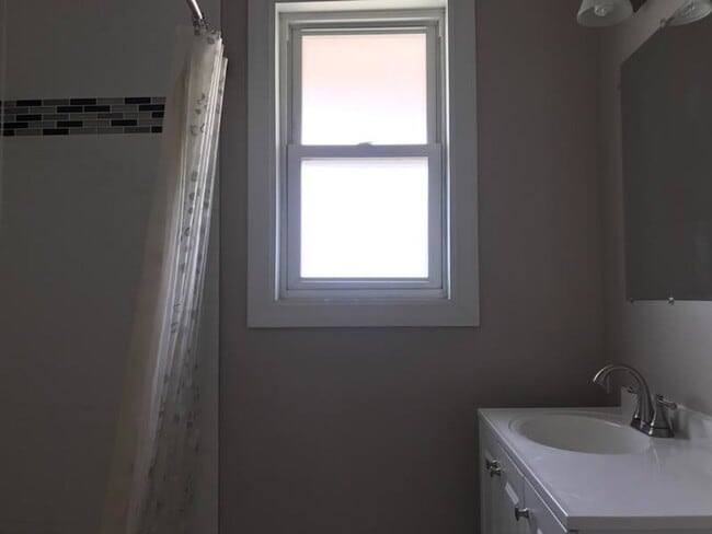 Building Photo - 36 Haberman Ave