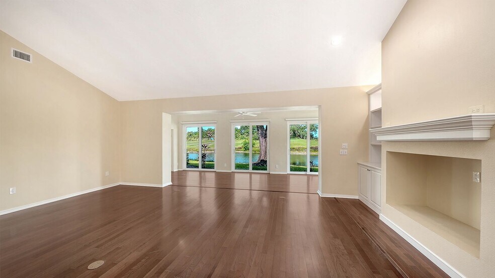 Building Photo - 4072 Penshurst Park