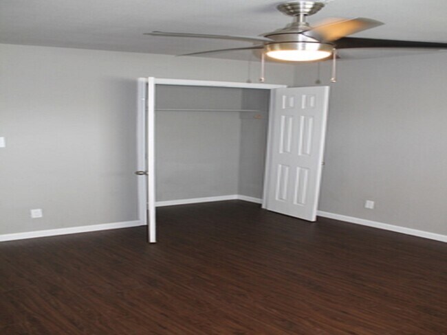 Building Photo - 2801 Carrolton St