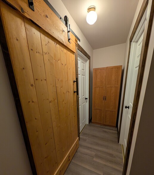 Building Photo - 704 Ware St