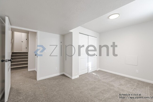 Building Photo - 7052 Devonna Rd