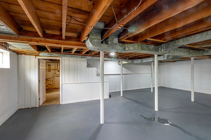 Building Photo - 4801 Oak Park Dr
