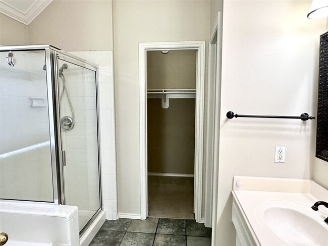 Building Photo - 3126 Ivy Bend Dr