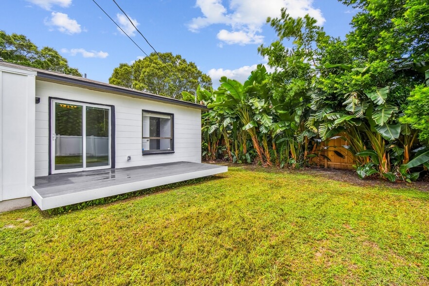 Building Photo - 5301 17th St N