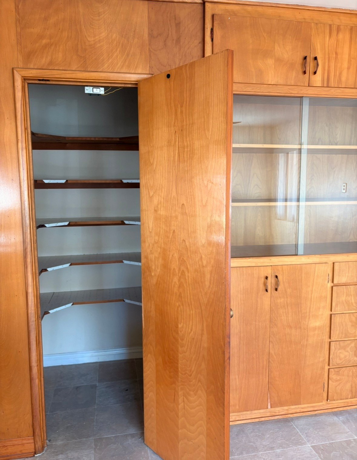 Building Photo - 4568 Alice St