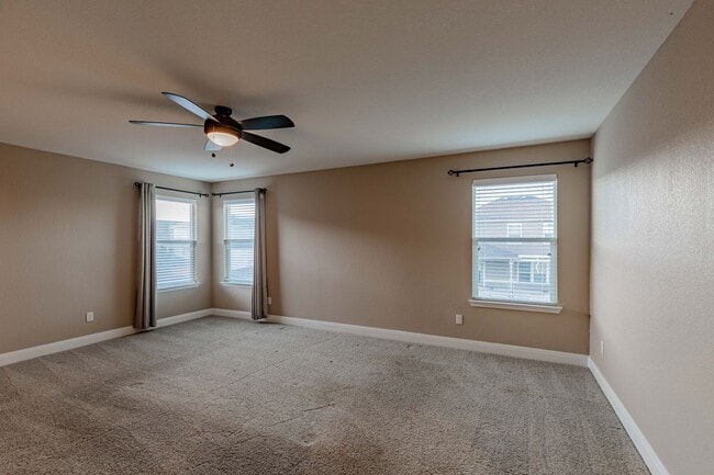 Building Photo - 1605 Constanta Dr