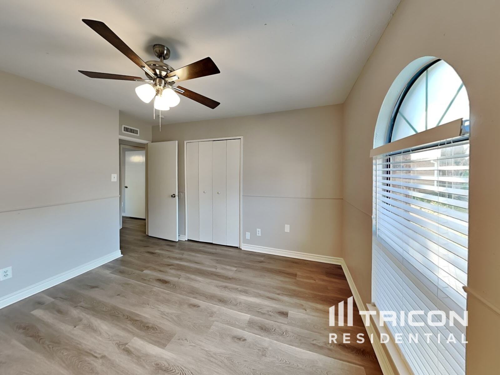 Building Photo - 5001 Oregon Ct