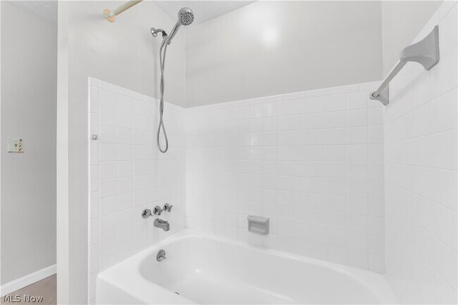 Building Photo - 7400 Brenel Dr