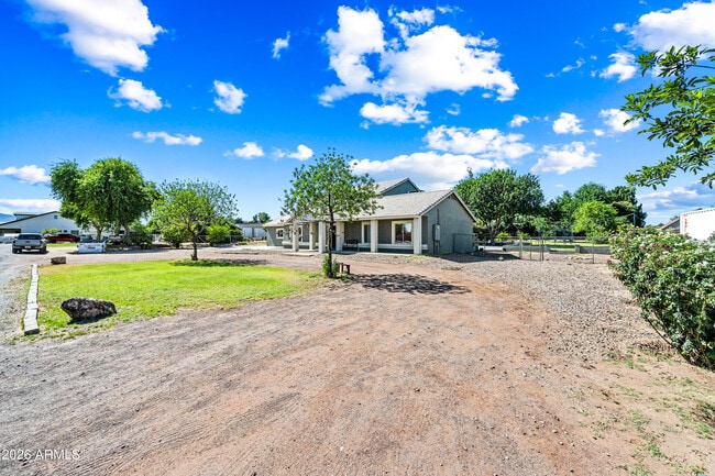 Building Photo - 6634 N 176th Ave