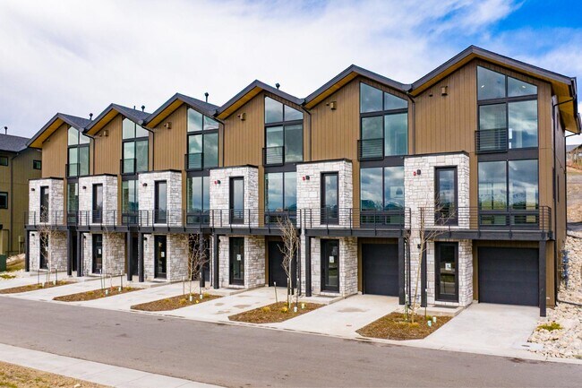 Building Photo - 60 Wheeler Rd