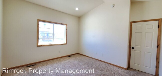 Building Photo - 3 br, 2 bath House - 5820 Kit Ln. S.