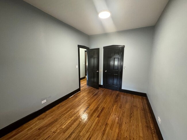 Building Photo - 6213 S Loomis Blvd