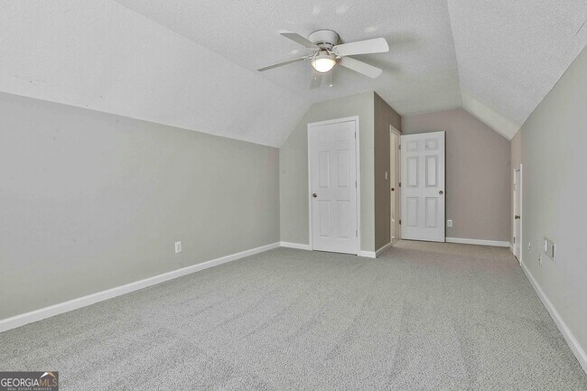 Building Photo - 12241 Crestwood Ct