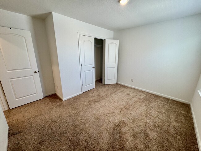 Building Photo - 10818 Emerick St