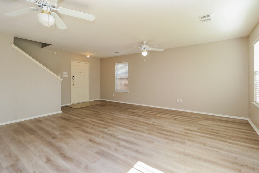 Building Photo - 13102 Gatton Park Dr