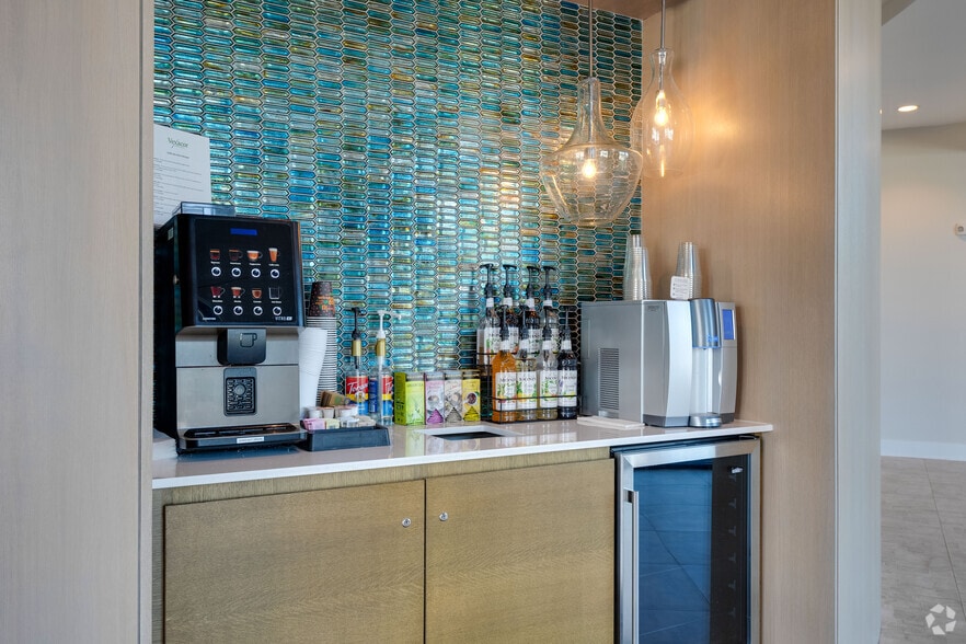 24 Hour Espresso Station - The Reef Apartments