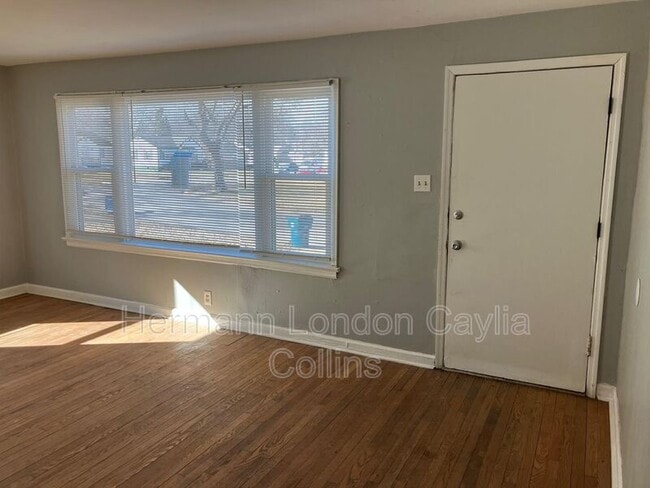 Building Photo - 6308 Everett Dr