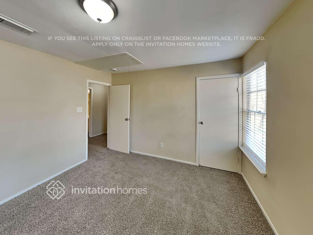 Building Photo - 2022 Oak Shores Dr