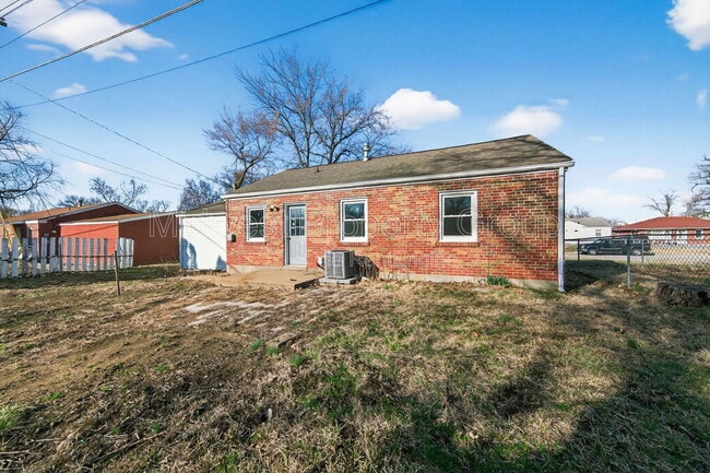 Building Photo - 4508 Ashby Rd