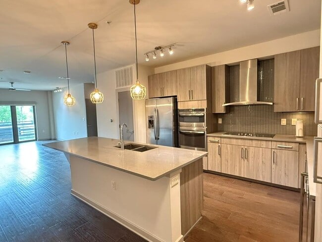 Building Photo - 3600 S Lamar Blvd