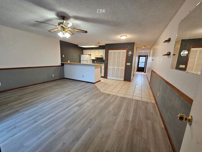 Building Photo - Little River Inn 2004