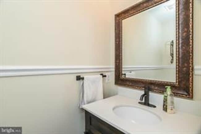 Building Photo - Beautiful, Spacious Home in a Prime Freder...