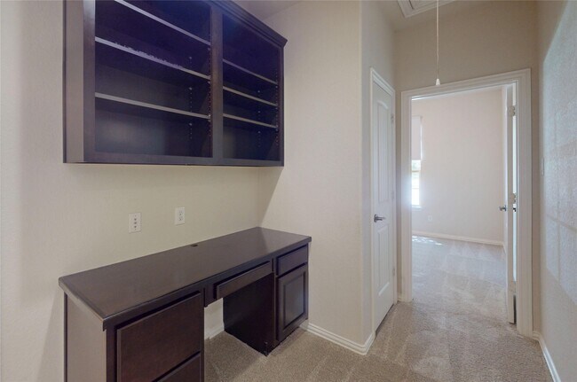 Building Photo - 30 Deer River Cir