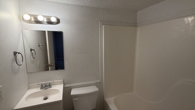 Building Photo - Spacious 4-bedroom House Could Be Your New Home!