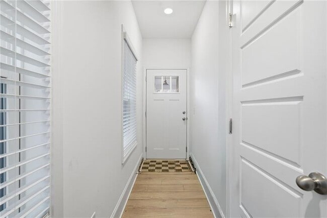 Building Photo - 3158 Webb Rd