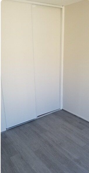 Bedroom 1 Closet - 5484 Dobbs St