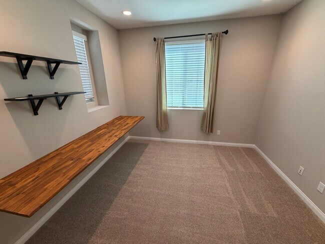 Building Photo - 952 Sea Glass Wy