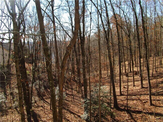 Building Photo - 2429 Thompson Mill Rd