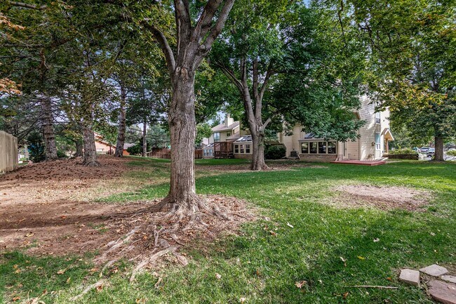 Building Photo - 1090 Sundering Dr
