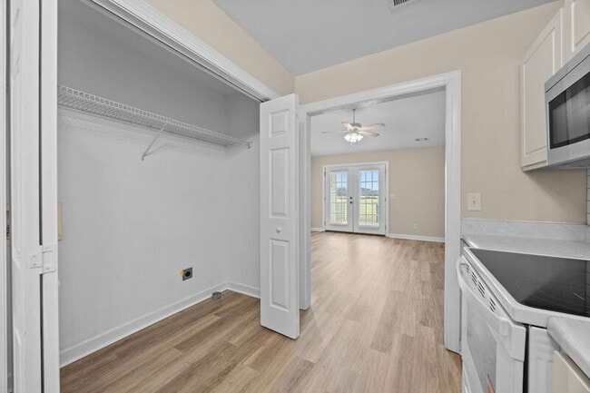 Building Photo - 5110 Deveron St
