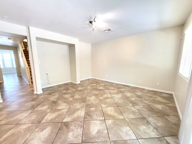 Building Photo - 1053 Via Canale Dr