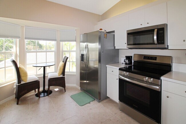 Building Photo - Plantation Golf and Country Club Seasonal Condo for Rent