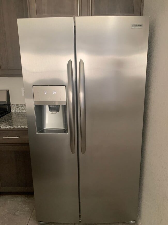 Building Photo - 2676 Chinaberry Hill St