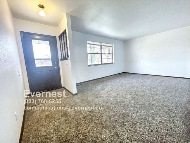 Building Photo - 2333 W 17th St