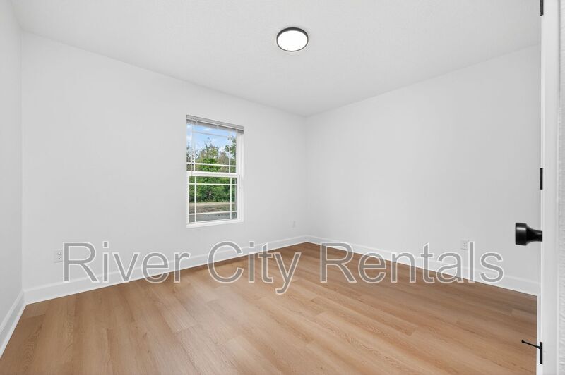 Building Photo - 7619 Bighorn Ct