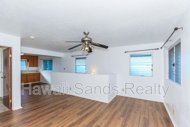 Building Photo - 3331 Hayden St